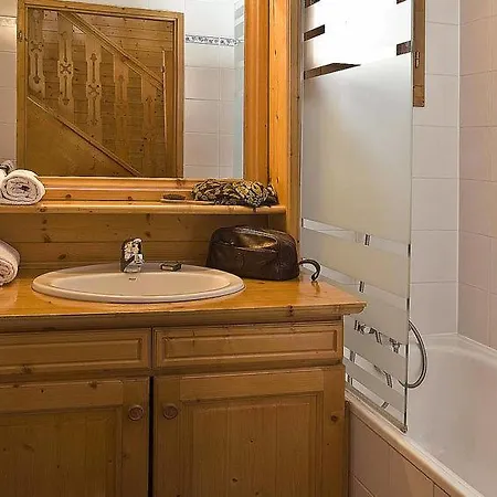 Holiday home Sleeps 10 Wifi